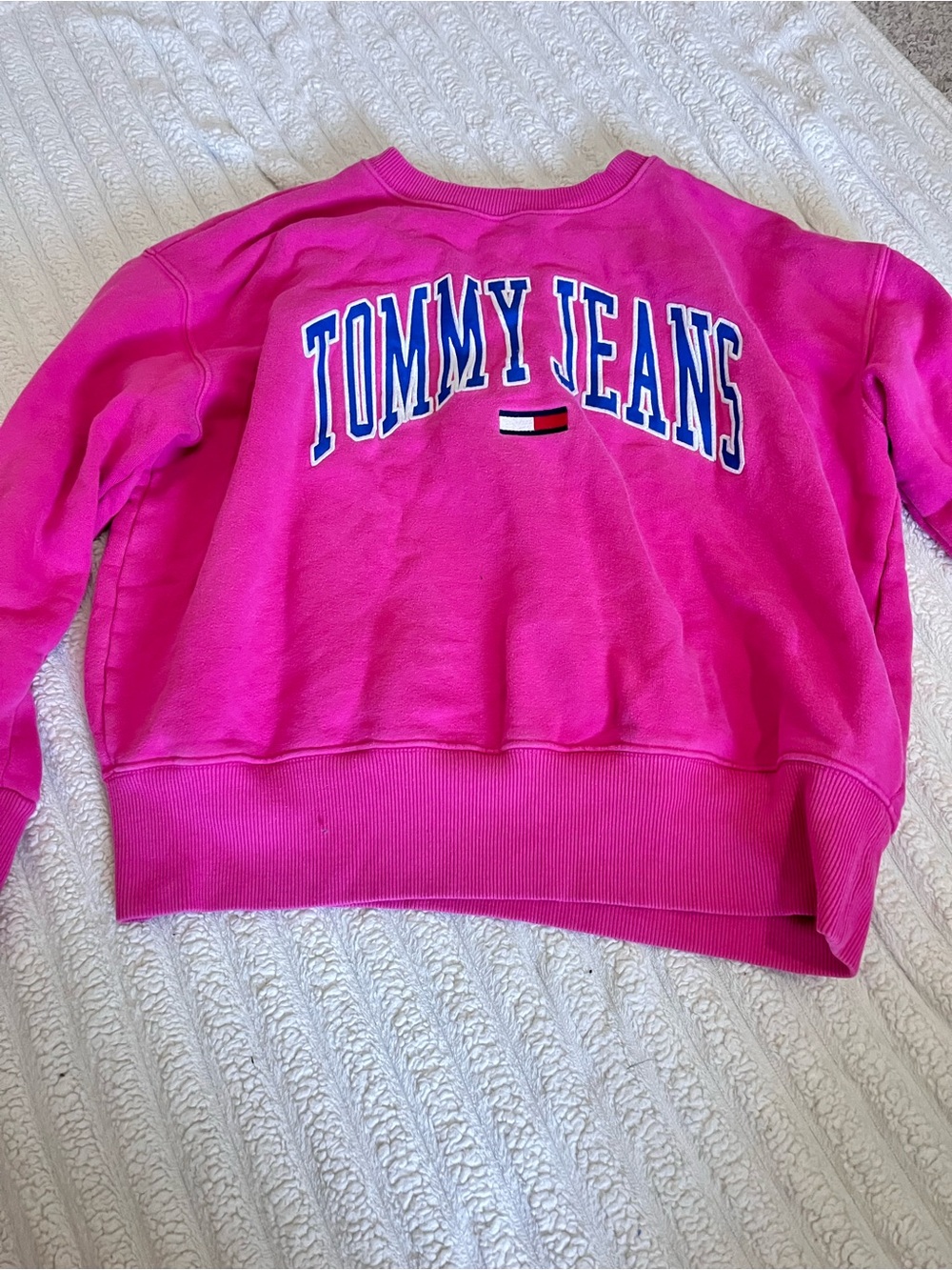 Tommy Jeans Hot Pink Crewneck Sweatshirt with Tommy Jeans Logo